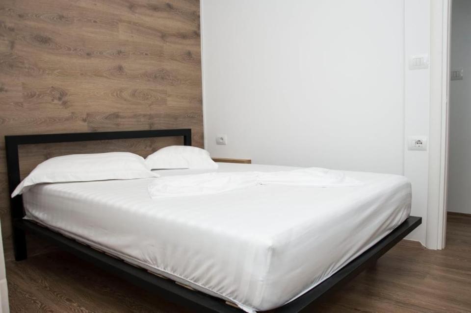 Apartament Stefani Sarandë Exterior foto